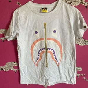 woman’s bape tee never worn